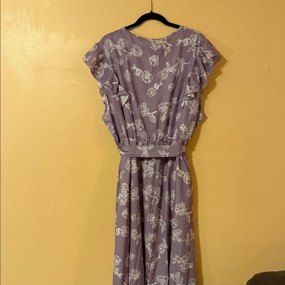 BloomChic Lavender Floral Midi Dress - Picture 7 of 7
